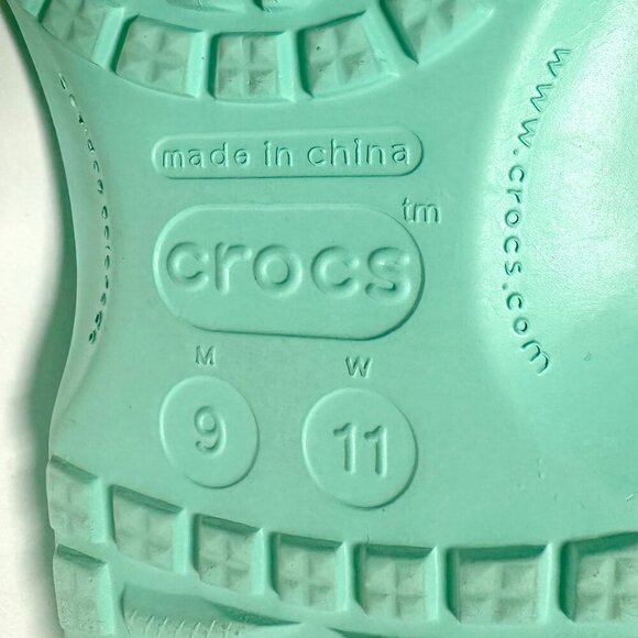 Crocs Classic Clog - Picture 10 of 12